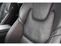 Volvo XC60 T6 Recharge AWD R-Design | Stoelverwarming | Trekhaak | Panoramadak | Leder | Pilot Assist | BLIS | Keyless