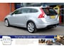 Volvo V60 2.0 D3 5-cilinder 163 pk Momentum, 17 inch, Xenon