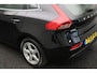 Volvo V40 1.6 T2 Momentum 2014 | 1e Eigenaar | Trekhaak Afneembaar | Navigatie | Cruise Control | Elektrische Ramen | Lichtmetalen Velgen | Parkeersensoren | Nationale Autopas