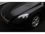 Volvo V40 1.6 T2 Momentum 2014 | 1e Eigenaar | Trekhaak Afneembaar | Navigatie | Cruise Control | Elektrische Ramen | Lichtmetalen Velgen | Parkeersensoren | Nationale Autopas