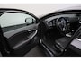 Volvo V40 1.6 T2 Momentum 2014 | 1e Eigenaar | Trekhaak Afneembaar | Navigatie | Cruise Control | Elektrische Ramen | Lichtmetalen Velgen | Parkeersensoren | Nationale Autopas