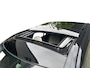 Kia EV3 GT-Line 81.4 kWh | Draadloos Apple Carplay / Android Auto | Navigatiesysteem | Elektrisch Verstelbare Bestuurdersstoel | Elektrisch Schuif / Kanteldak | Elektrisch bedienbare Achterklep | Stoel + Stuurverwarming | Licht + Regensensor | Parkeersensoren Voor + Achter | Camera Achter | Cruise Control Adaptief | 19” Lichtmetalen Velgen