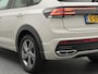 Volkswagen Taigo R-Line 1.0 TSI 110 PK DSG AUTOMAAT | LED | Achteruitrijcamera | Trekhaak | Stoelverwarming | DAB+ |