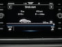 Volkswagen Taigo R-Line 1.0 TSI 110 PK DSG AUTOMAAT | LED | Achteruitrijcamera | Trekhaak | Stoelverwarming | DAB+ |
