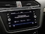 Volkswagen Tiguan Allspace 1.5 TSI Comfortline Business [SCHUIFDAK, APPLE CARPLAY, ANDROID AUTO, VIRTUAL COCKPIT, MASSAGE STOEL, VELOURS BEKLEDING, STOELVERWARMING, PARKEERSENSOR VOOR+ACHTER, NIEUWSTAAT]
