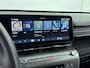 Hyundai Kona Electric COMFORT 65.4 kWh | SoH 100% | WARMTEPOMP | V2L | VOOR EN ACHTER PARKEERSENSOREN | CAMERA | 510KM ACTIERADIUS