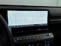 Hyundai Kona Electric COMFORT 65.4 kWh | SoH 100% | WARMTEPOMP | V2L | VOOR EN ACHTER PARKEERSENSOREN | CAMERA | 510KM ACTIERADIUS