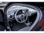 Volkswagen Up! | NAP | Climate control | Camera | Parkeerhulp | Cruise control | DAB |