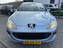 Peugeot 407 2.0-16V XR | uniek lage km stand nap | nieuwe apk keuring |