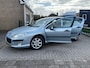Peugeot 407 2.0-16V XR | uniek lage km stand nap | nieuwe apk keuring |