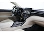 Toyota Camry 2.5 Hybrid Premium | Leder | Stoelventilatie | Stoel-/stuurverwarming | Navigatie | JBL | Head-up display | Dodehoek detectie | 360 camera