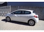 Peugeot 208 1.2 PureTech Allure 5 Deurs Navi Clima Sportstoelen Cruise Apple Carplay PDC DAB LMV ENZ NL Auto.