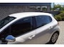 Peugeot 208 1.2 PureTech Allure 5 Deurs Navi Clima Sportstoelen Cruise Apple Carplay PDC DAB LMV ENZ NL Auto.