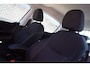 Peugeot 208 1.2 PureTech Allure 5 Deurs Navi Clima Sportstoelen Cruise Apple Carplay PDC DAB LMV ENZ NL Auto.