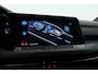 Volkswagen Golf Variant 1.5 eTSI R-Line Business | Rijklaar! | Elek. Trekhaak | Dig. Cockpit | Stoel- Stuurverw. | Camera+PDC | Adapt. Cruise | Nav+App.Connect | Sfeerverl. | V
