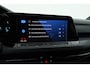 Volkswagen Golf Variant 1.5 eTSI R-Line Business | Rijklaar! | Elek. Trekhaak | Dig. Cockpit | Stoel- Stuurverw. | Camera+PDC | Adapt. Cruise | Nav+App.Connect | Sfeerverl. | V