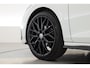Volkswagen Golf Variant 1.5 eTSI R-Line Business | Rijklaar! | Elek. Trekhaak | Dig. Cockpit | Stoel- Stuurverw. | Camera+PDC | Adapt. Cruise | Nav+App.Connect | Sfeerverl. | V