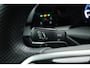 Volkswagen Golf Variant 1.5 eTSI R-Line Business | Rijklaar! | Elek. Trekhaak | Dig. Cockpit | Stoel- Stuurverw. | Camera+PDC | Adapt. Cruise | Nav+App.Connect | Sfeerverl. | V