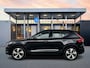 Volvo XC40 Recharge P8 AWD R-Design | 19" Allseason | Trekhaak | Parkeercamera | Stoel/Stuur/Achterbankverwarming | Warmtepomp | Adaptieve Cruise | BLIS | Keyless | Elektrische Achterklep