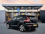Volvo XC40 Recharge P8 AWD R-Design | 19" Allseason | Trekhaak | Parkeercamera | Stoel/Stuur/Achterbankverwarming | Warmtepomp | Adaptieve Cruise | BLIS | Keyless | Elektrische Achterklep