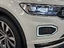Volkswagen T-Roc 1.5 TSI R-LINE 150pk DSG | VIRTUAL / AUTOMAAT / 19" / FULL LED /