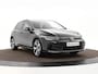 Volkswagen Golf 1.5 eHybrid 204pk DSG Life Edition · Camera · Apple/Android Car Play · Stoel&- Stuurverwarming · Sfeerverlichting · 18'' Inch · Garantie t/m 13-05-2029 of 100.000km