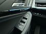 BMW 2-Serie Active Tourer 220i M Sport FULL OPTIONS -Massagestoel -Pano Dak -HeadUp -Trekhaak -Driving Ass Plus -Live Cockpit Prof -Led Adaptief -WiFi