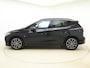 BMW 2-Serie Active Tourer 220i M Sport FULL OPTIONS -Massagestoel -Pano Dak -HeadUp -Trekhaak -Driving Ass Plus -Live Cockpit Prof -Led Adaptief -WiFi