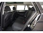 BMW 5-Serie 520i Executive Aut. [ Panoramadak Navi Trekhaak ]