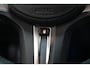 BMW i4 eDrive40 M-Sport shadow 84 kWh 3-Fase [ Leder Stoelverwarming Trekhaak Navi Sfeerverlichting Apple / Android ]
