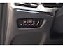 BMW i4 eDrive40 M-Sport shadow 84 kWh 3-Fase [ Leder Stoelverwarming Trekhaak Navi Sfeerverlichting Apple / Android ]