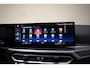 BMW i4 eDrive40 M-Sport shadow 84 kWh 3-Fase [ Leder Stoelverwarming Trekhaak Navi Sfeerverlichting Apple / Android ]