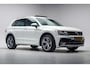 Volkswagen Tiguan 1.4TSI R-Line Aut. [ Panoramadak Ergo-Stoelen Virtual Adapt.cruise ]