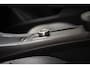 Mercedes-Benz CLA 180 Ambition Aut. [ LED Camera Sportstoelen Navi ]