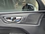Volvo XC60 2.0 T8 Plug-in hybrid AWD Ultra Dark | Luchtvering | Trekhaak | 21 inch | 360 Camera | Longe Range