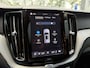 Volvo XC60 2.0 T8 Plug-in hybrid AWD Ultra Dark | Luchtvering | Trekhaak | 21 inch | 360 Camera | Longe Range
