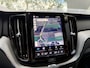 Volvo XC60 2.0 T8 Plug-in hybrid AWD Ultra Dark | Luchtvering | Trekhaak | 21 inch | 360 Camera | Longe Range