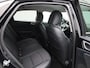 Kia Xceed 1.0 T-GDi DynamicPlusLine | Camera | DAB | Half leder | Apple Carplay / Android Auto | Virtual Cockpit | Navigatie | Stoelverwarming | Achteruitrijcamera | Cruise Control | Climate Control | Lichtmetalen Velgen |