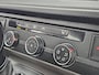 Volkswagen Transporter 2.0 TDI L2H1 Dub Cab LED