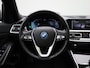 BMW 3-Serie Touring 320e (150 kW) | Automaat | LMV | Navigatie | Schuifdak | Stoel verwarming | Virtual cockpit | Leder | Parkeer sensoren | Elec. achterklep | Virtual cockpit | Camera | Climate control | Cruise control | DAB |