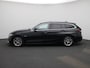 BMW 3-Serie Touring 320e (150 kW) | Automaat | LMV | Navigatie | Schuifdak | Stoel verwarming | Virtual cockpit | Leder | Parkeer sensoren | Elec. achterklep | Virtual cockpit | Camera | Climate control | Cruise control | DAB |