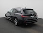 BMW 3-Serie Touring 320e (150 kW) | Automaat | LMV | Navigatie | Schuifdak | Stoel verwarming | Virtual cockpit | Leder | Parkeer sensoren | Elec. achterklep | Virtual cockpit | Camera | Climate control | Cruise control | DAB |
