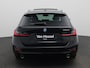 BMW 3-Serie Touring 320e (150 kW) | Automaat | LMV | Navigatie | Schuifdak | Stoel verwarming | Virtual cockpit | Leder | Parkeer sensoren | Elec. achterklep | Virtual cockpit | Camera | Climate control | Cruise control | DAB |