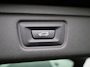 BMW 3-Serie Touring 320e Business Edition Plus | Automaat | LMV | Navigatie | Schuifdak | Stoel verwarming | Virtual cockpit | Leder | Parkeer sensoren | Elec. achterklep | Virtual cockpit | Camera | Climate control | Cruise control | DAB |