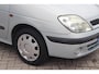 Renault Scenic 2.0-16V RXI | Nieuw APK | Cruise control | Airconditioning | Trekhaak
