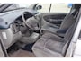 Renault Scenic 2.0-16V RXI | Nieuw APK | Cruise control | Airconditioning | Trekhaak