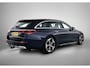 Mercedes-Benz E-klasse Estate 300 e Luxury Plug-In Hybride Trekhaak | Ledkoplampen | Distronic | Memory Voorstoelen | Zwarte Hemel | Stuur en Stoelverwarming. Inclusief 24 maanden Mercedes-Benz Certified garantie voor Europa.