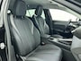 Peugeot 408 1.2 Hybrid Allure 145pk Automaat | Navigatie | Climate Control | Adaptieve Cruise Control | Achteruitrijcamera | 19" LMV | Keyless Entry/Start | LED | Apple Carplay/Android Auto |