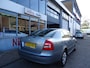 Skoda Octavia 1.6 FSI Edition 100