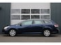 Toyota Avensis Wagon 1.8 VVTi Comfort Cruise/Camera/Stoelverwarming/Navi/Bluetooth/16"LM/RadioCD.AUX.USB/Trekhaak/APK:11-04-2027